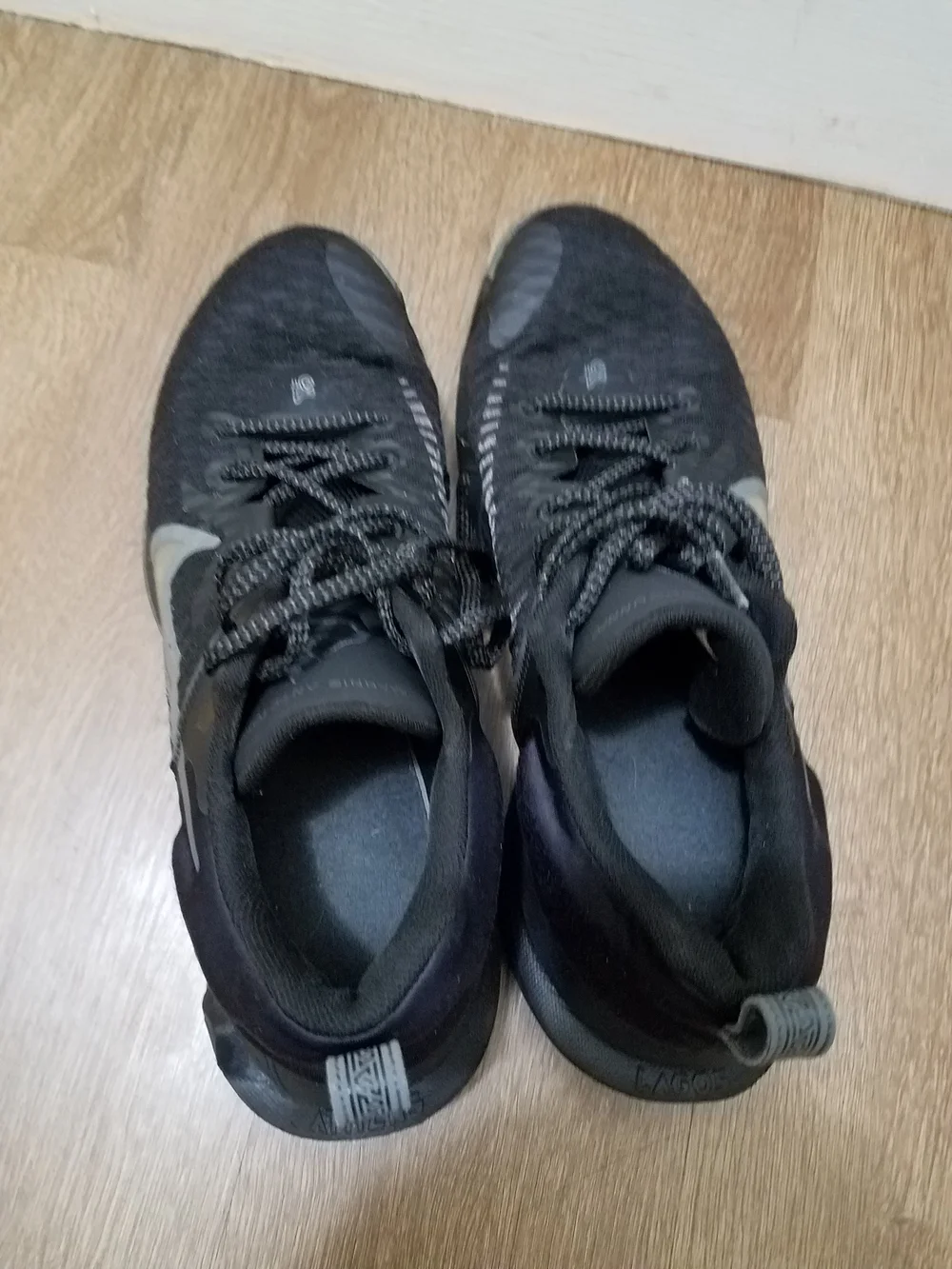 Nike Giannis Antetokounmpo mens shoes size 13